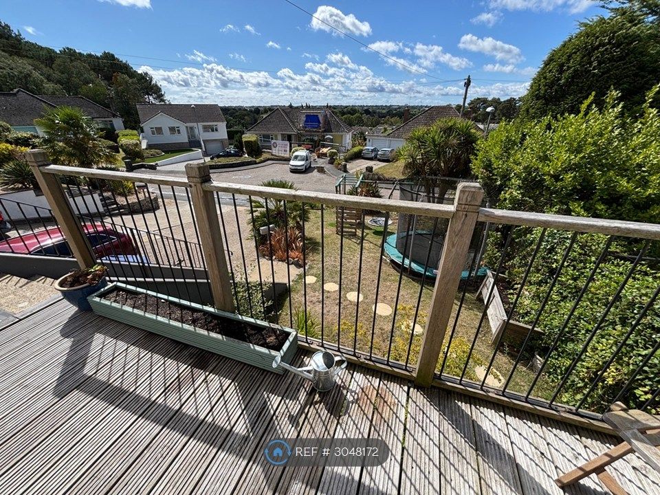 Property photo 3 of 28