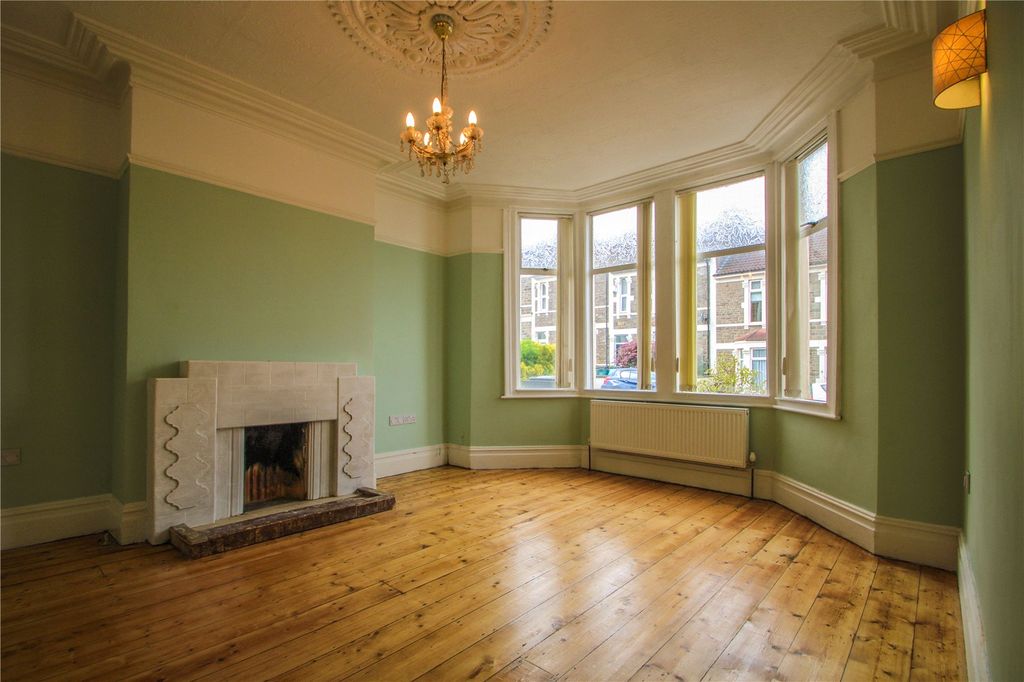 Property photo 2 of 16 Picture No. 01