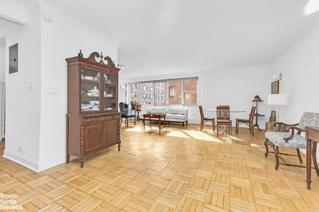 Property photo 3 of 9 <Alttext/>