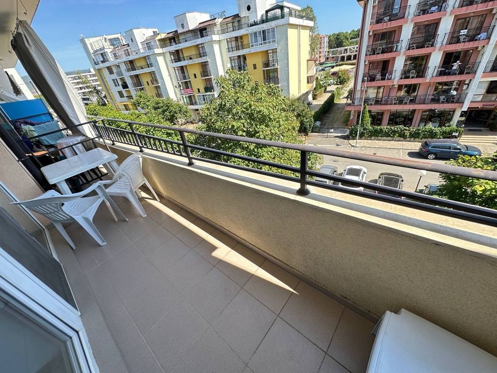 Property photo 3 of 14