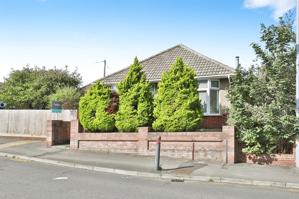 Additional image 11 of 2 bed detached bungalow for saleKinson Road, Bournemouth BH10