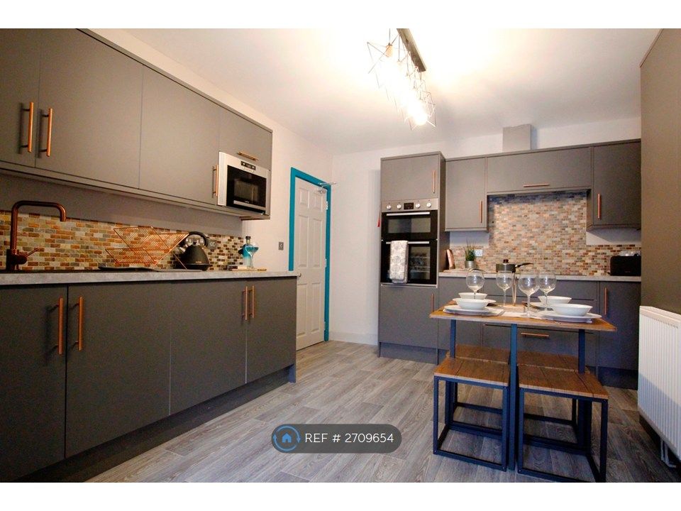 Property photo 3 of 10 Kitchen And Dining Area