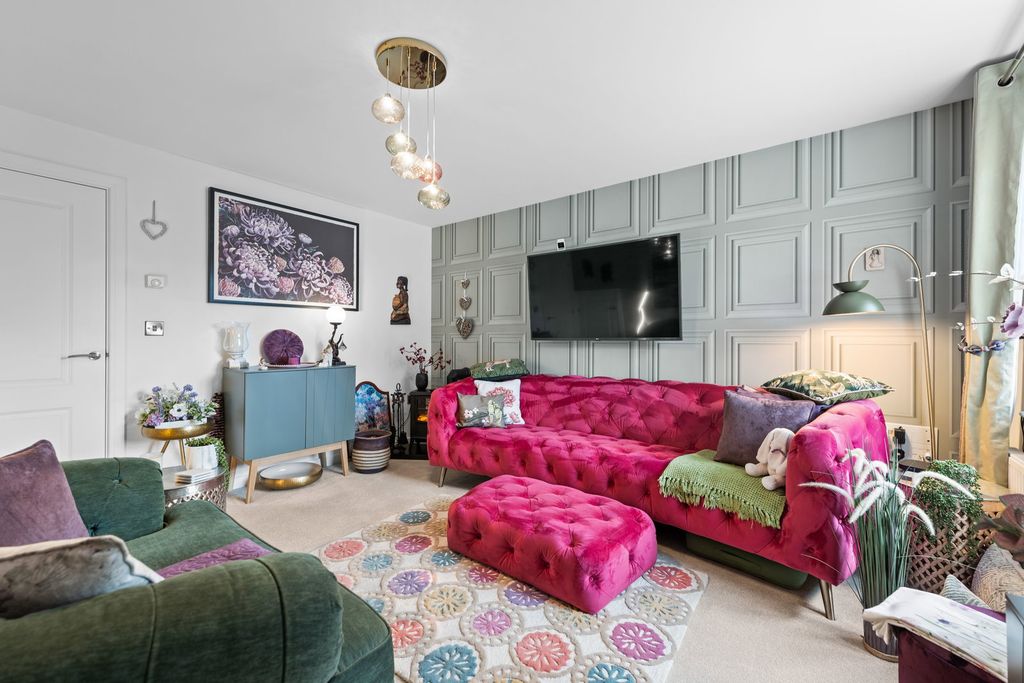 Property photo 3 of 29