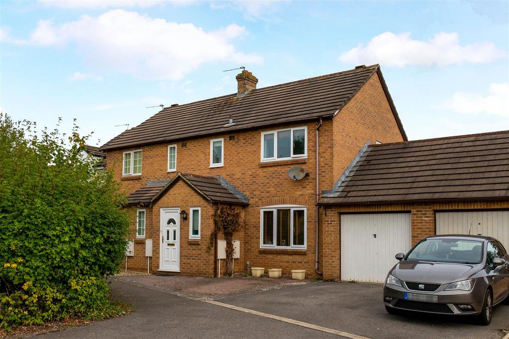 Property photo 1 of 20 24-6Ab258c42917c-1520390-46-6Aacfb98B8A42-Arw-1-24