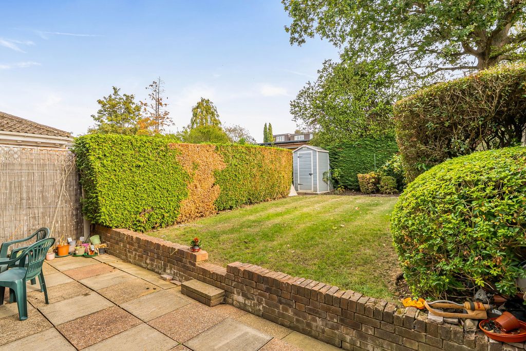 Property photo 2 of 16