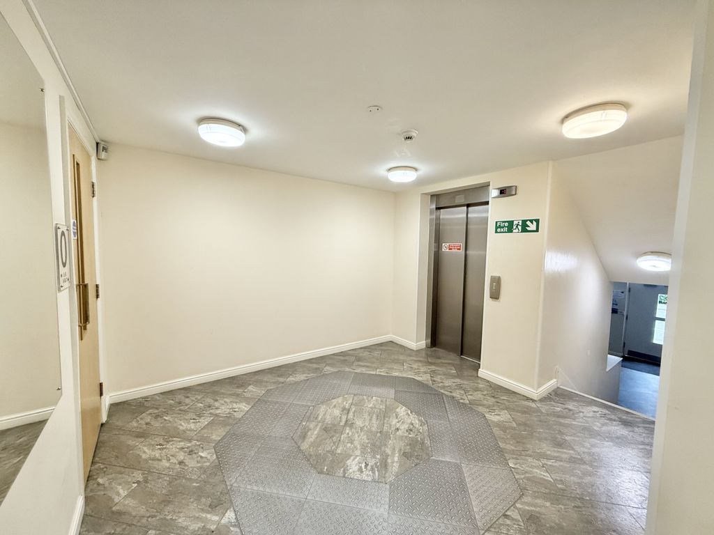 Property photo 2 of 11 Img_5083