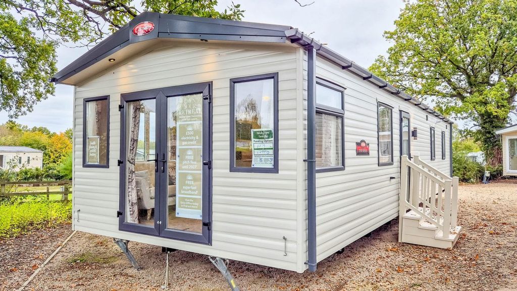 Property photo 1 of 23 Untitled 2