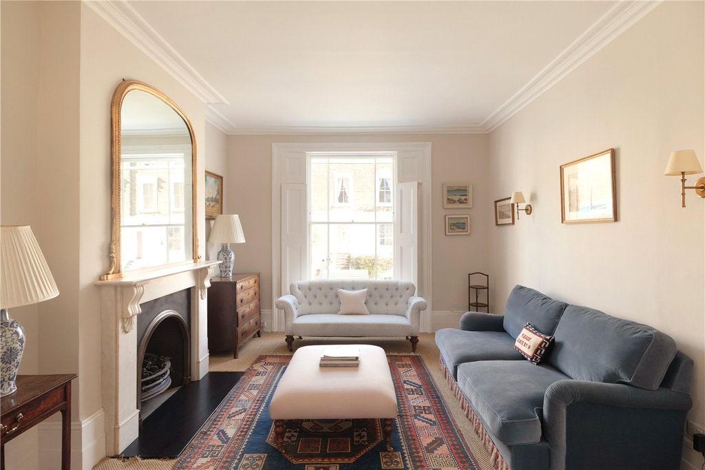 Property photo 3 of 24 Picture No. 05