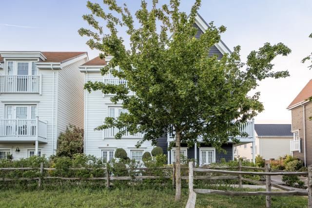 Property photo 3 of 18 External Grounds