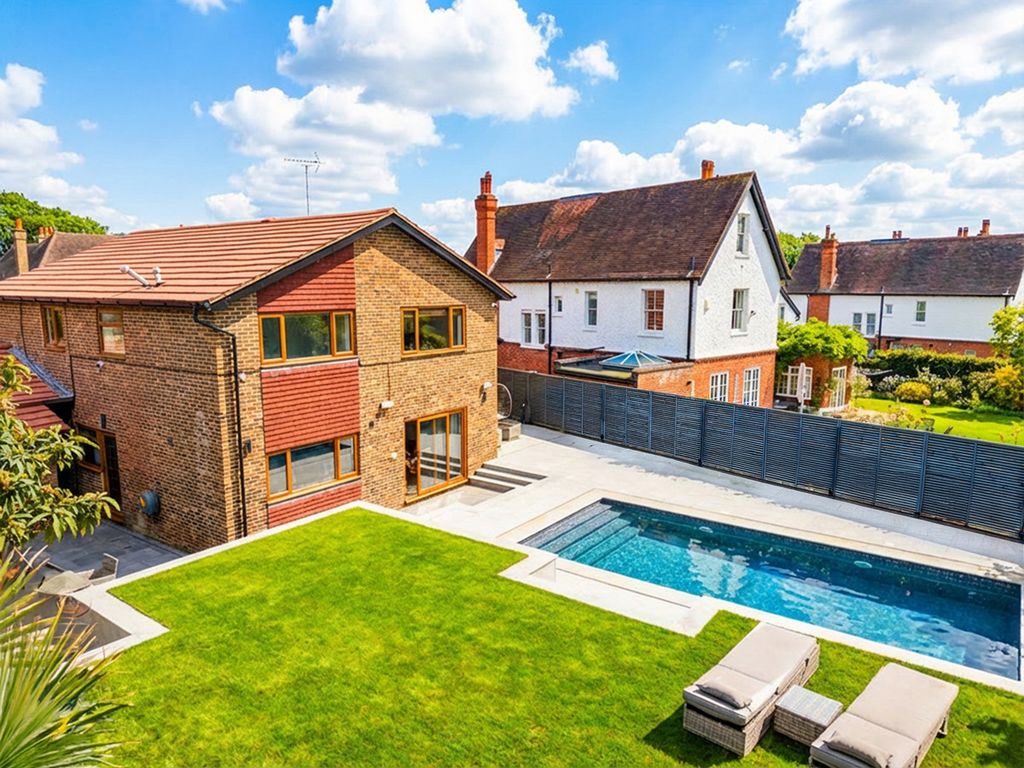 Property photo 1 of 22