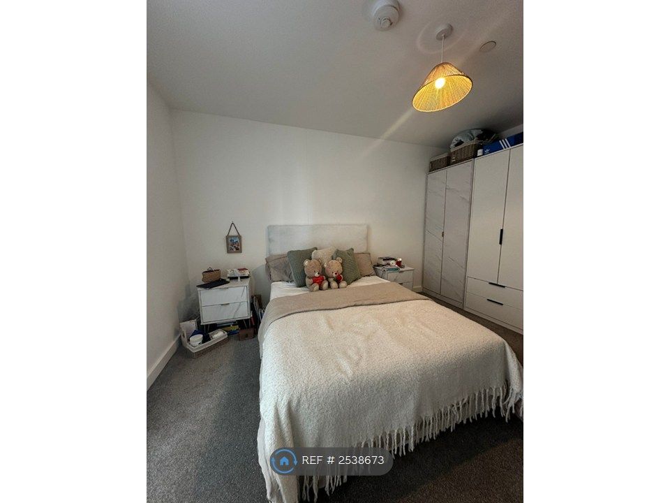 Property photo 3 of 5