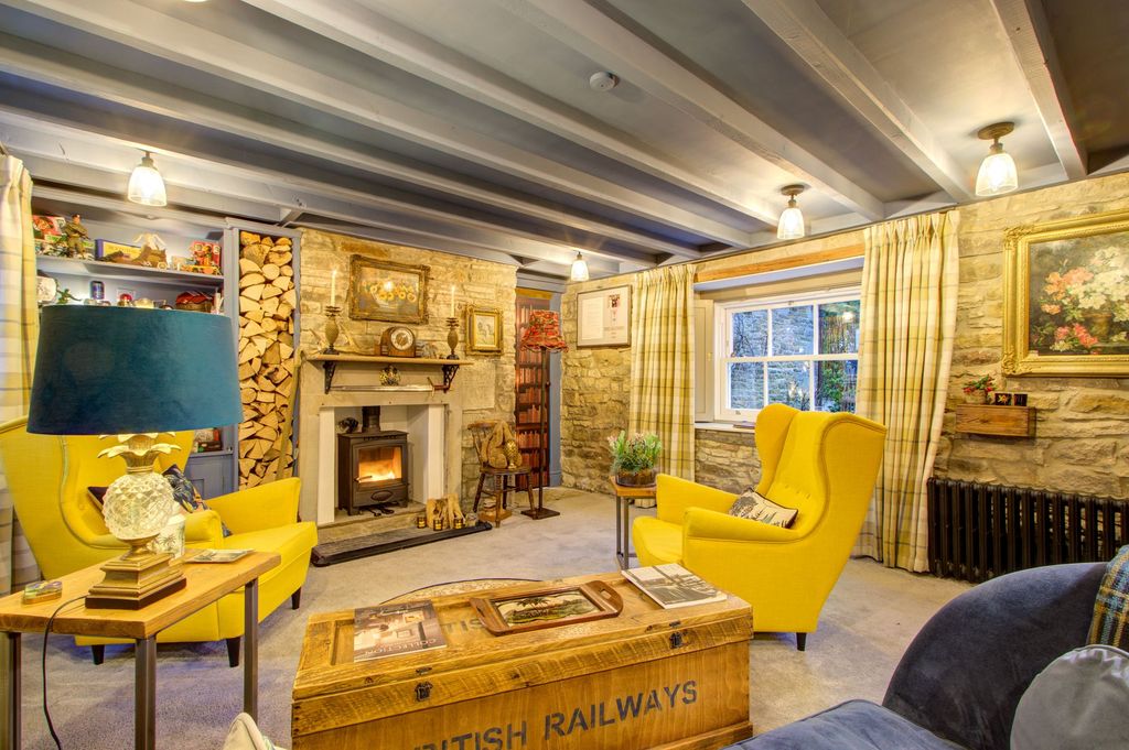 Property photo 2 of 45 Snug