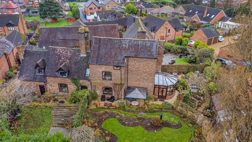 Property photo 1 of 27