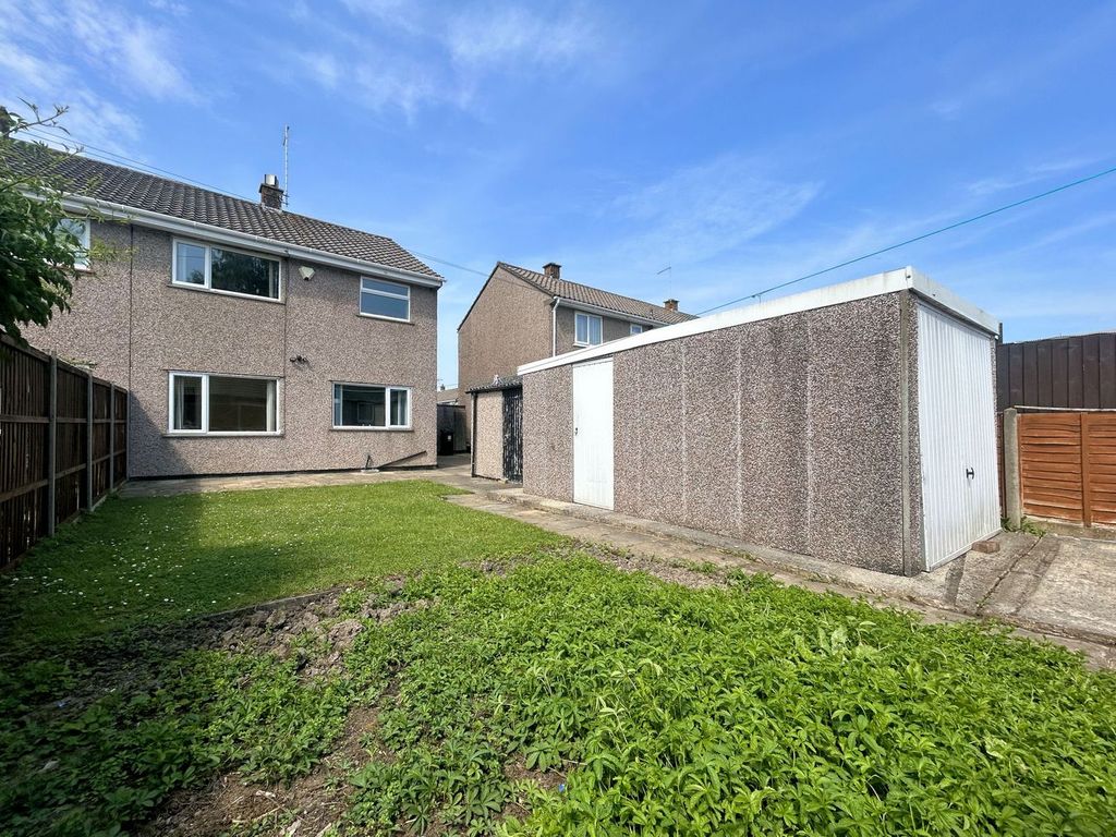 Property photo 3 of 14