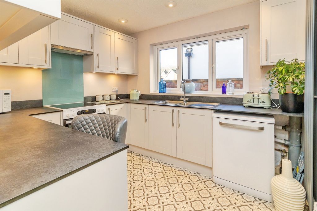 Property photo 3 of 20