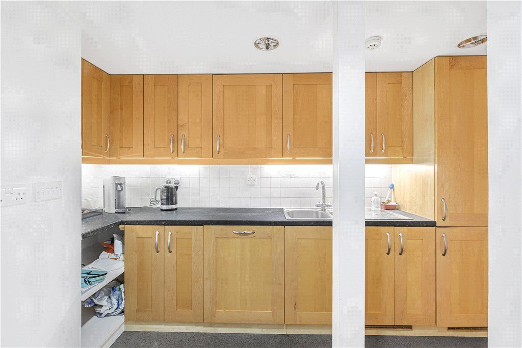 Property photo 2 of 12 Kitchen