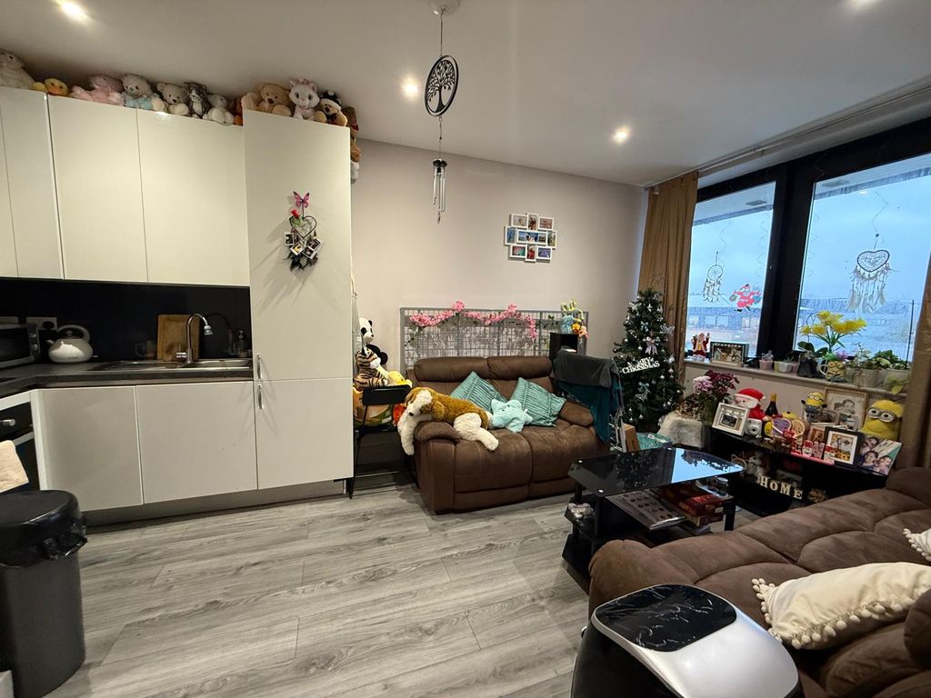 Property photo 1 of 5 Dining Room