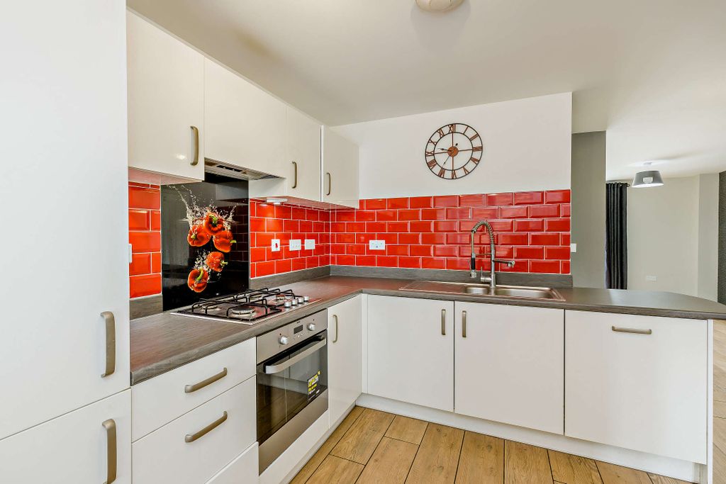 Property photo 2 of 15 Kitchen