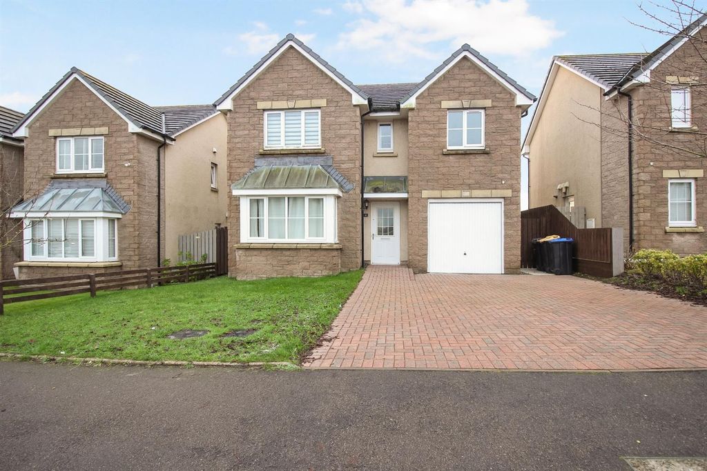 Property photo 1 of 26 01 - Front.Jpg