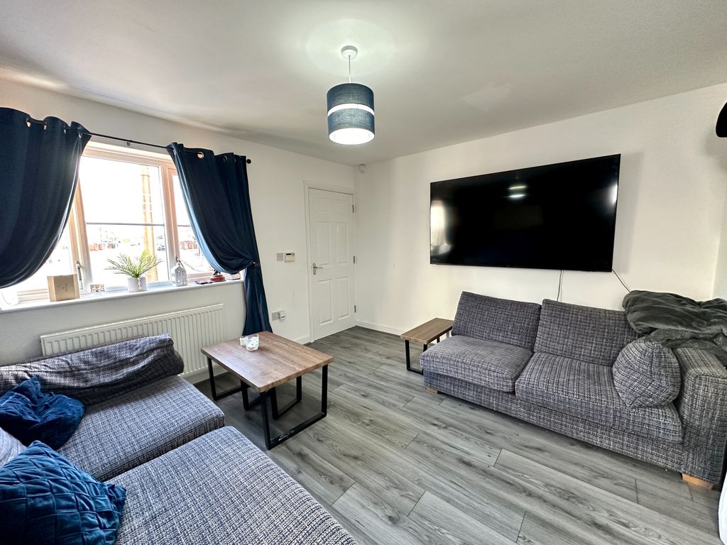 Property photo 3 of 22