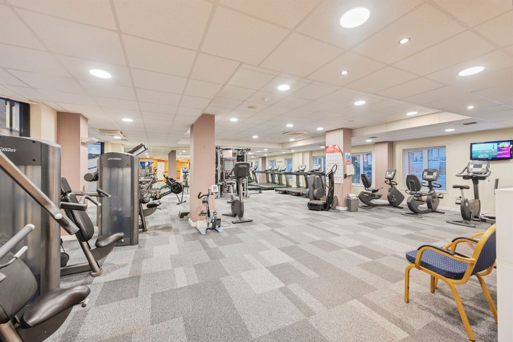 Property photo 3 of 16