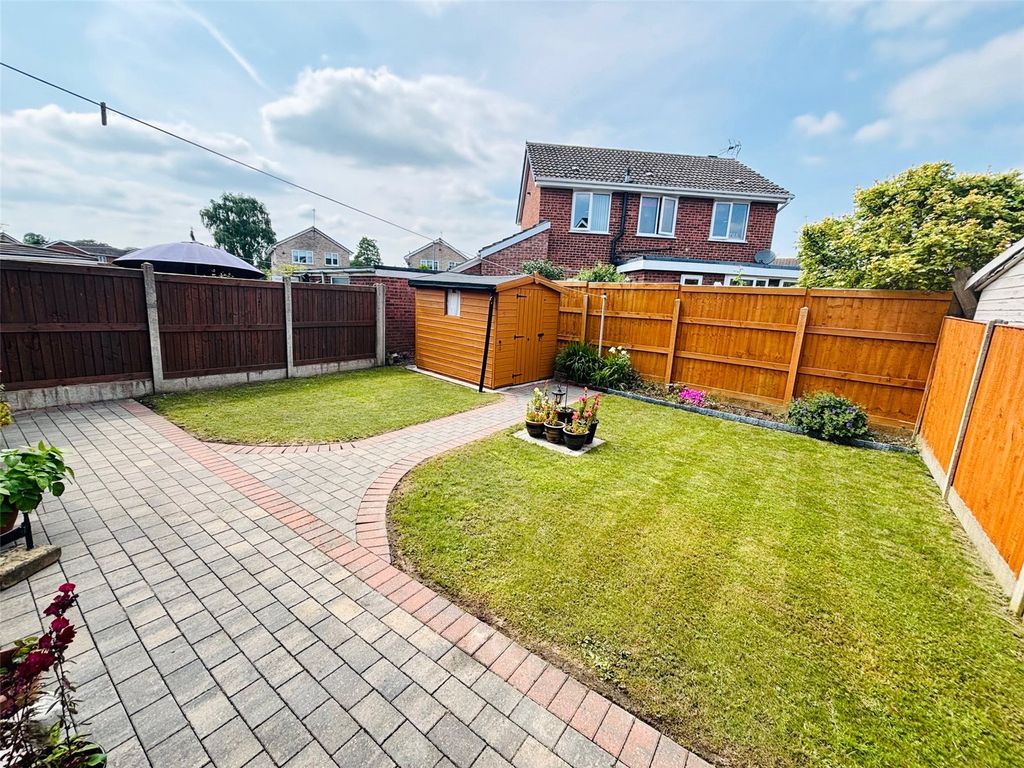 Property photo 1 of 12 Garden