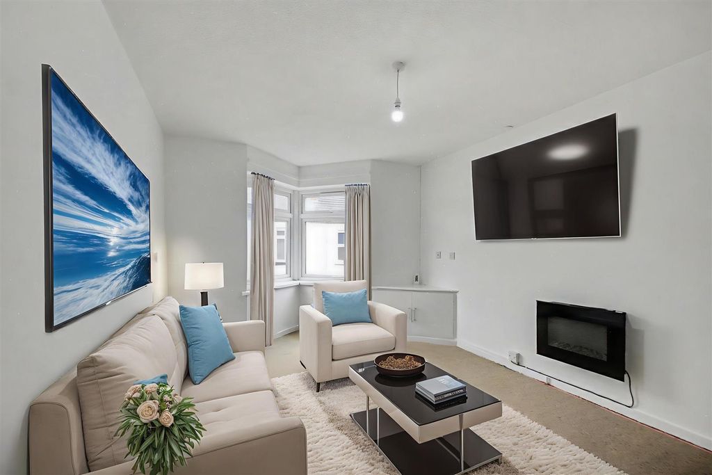 Property photo 2 of 16 Living Room