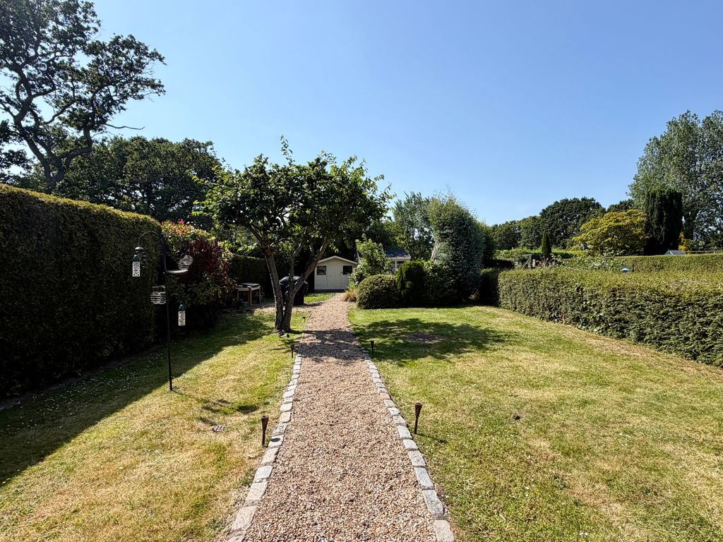 Property photo 2 of 19