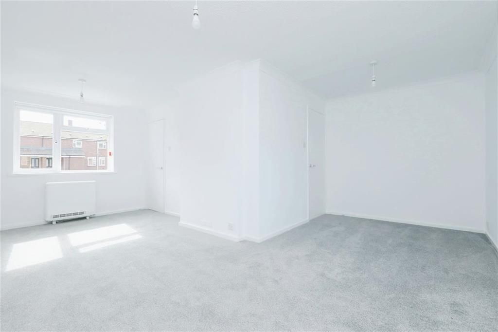 Property photo 3 of 19 Bedroom