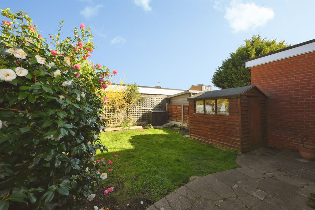 Property photo 3 of 18