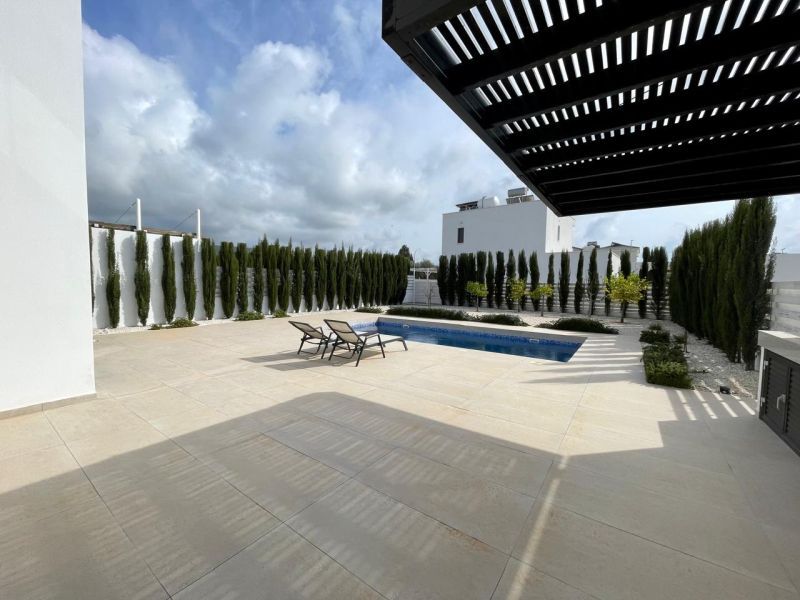 Property photo 3 of 22