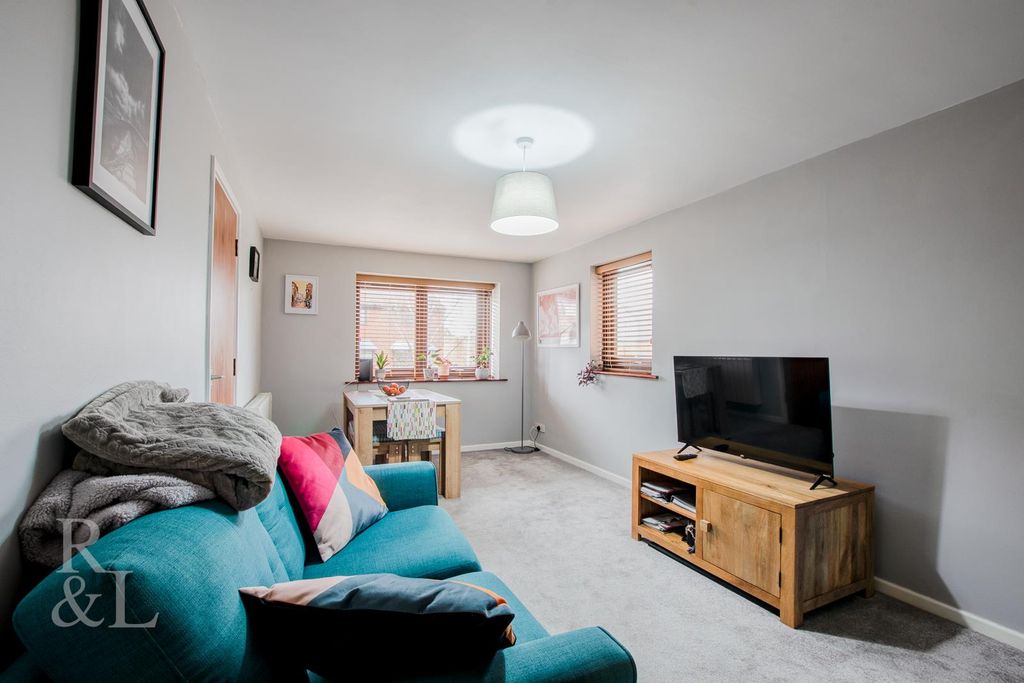 Property photo 2 of 11 B (4).Jpg