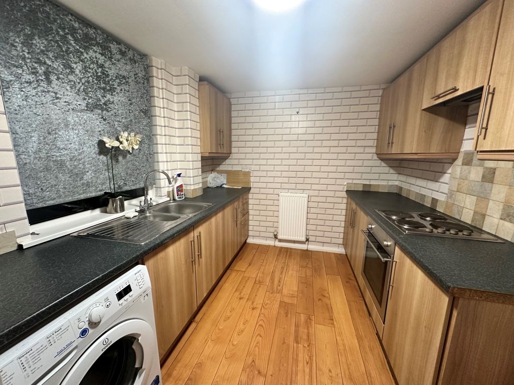Property photo 3 of 9 15 Matterdale Kitchen