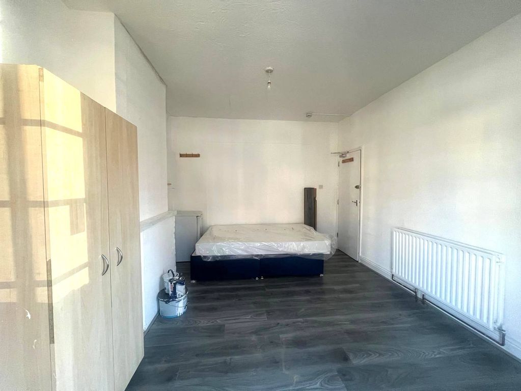 Property photo 2 of 2 Gallery