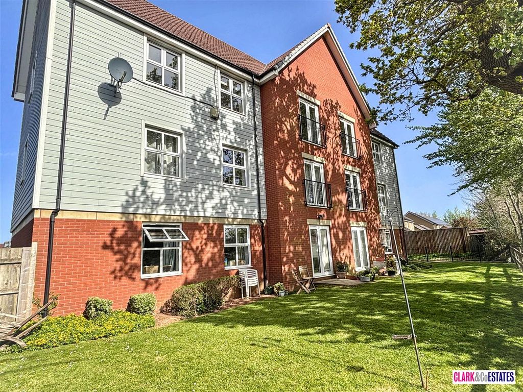 Property photo 1 of 10 Main Picture