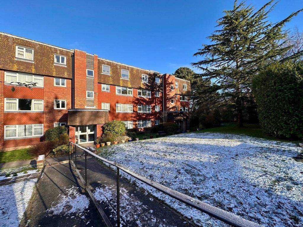 Property photo 1 of 14