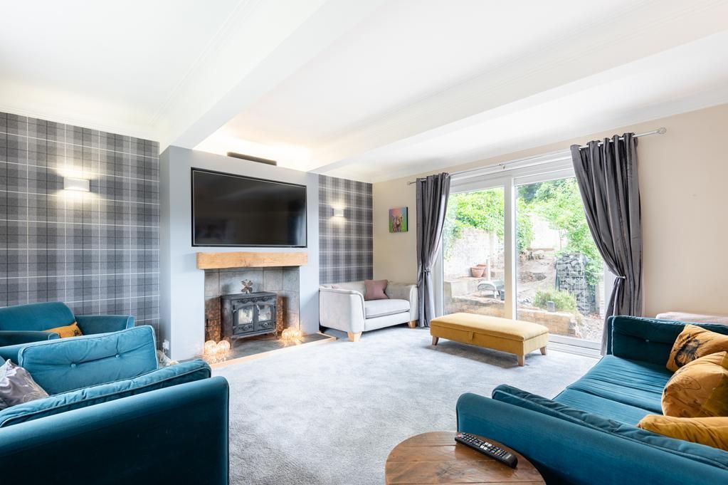 Property photo 2 of 24 Cup1485Pem Sitting Room.Jpg