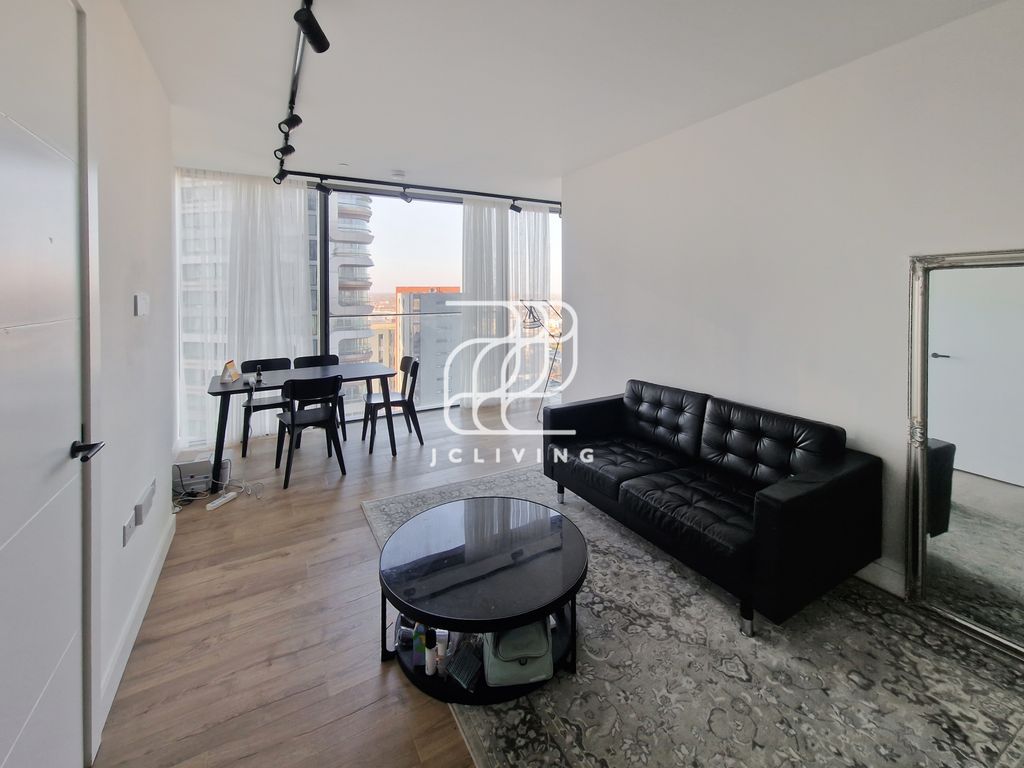 Property photo 1 of 7 Valencia Tower 3 Bollinder Place,  London Ec1V