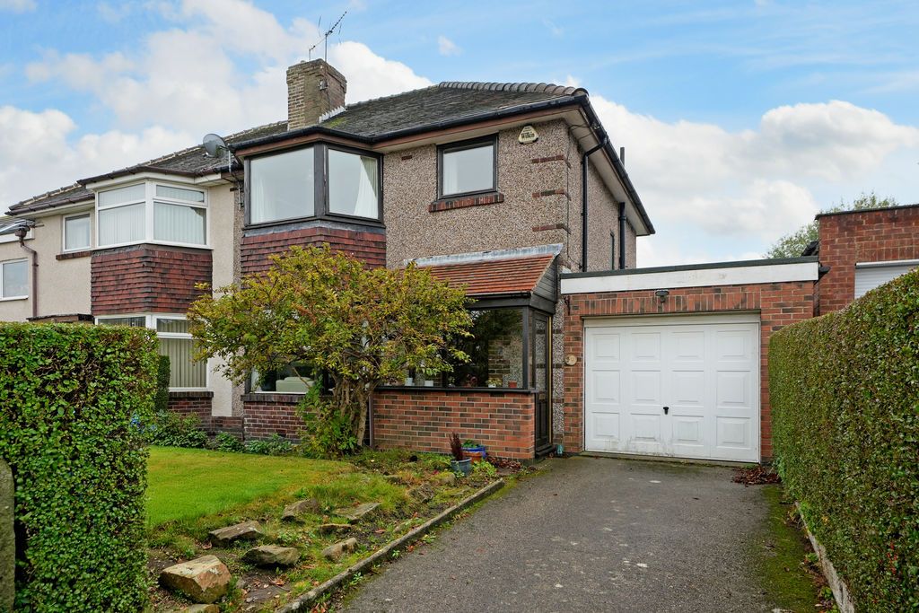 Property photo 1 of 28 Front External
