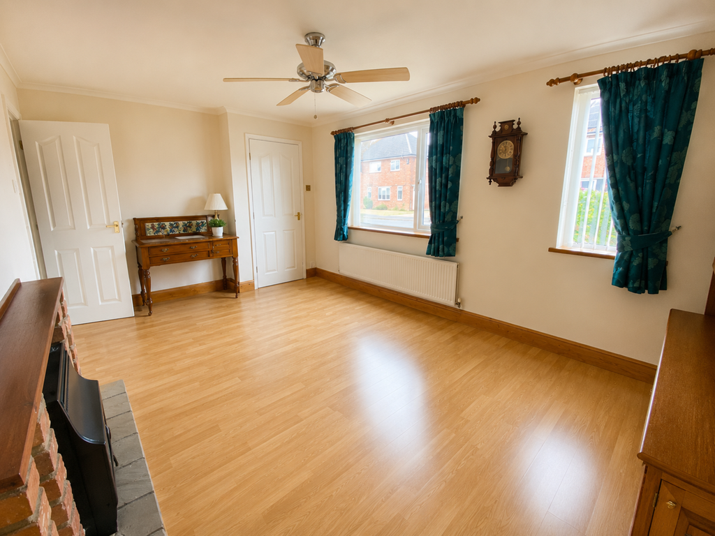 Property photo 2 of 22