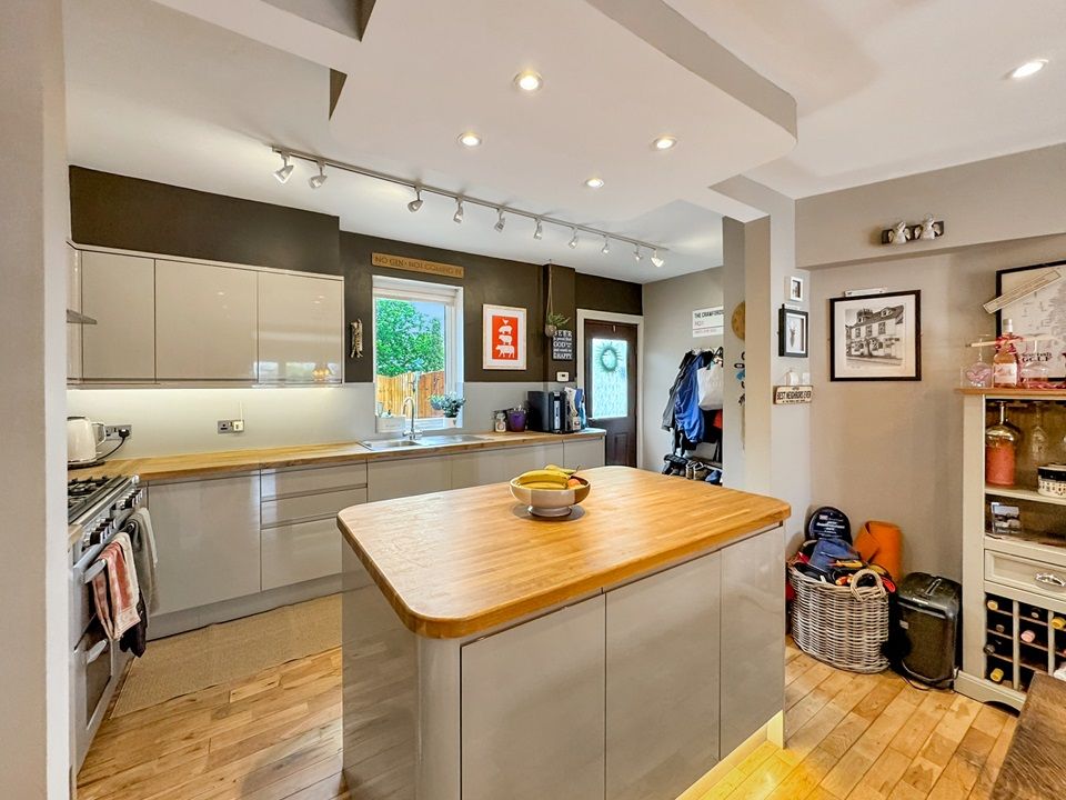 Additional image 8 of 3 bed terraced house for sale16 Jubilee Terrace, Lochgilphead, Argyll, Lochgilphead PA31