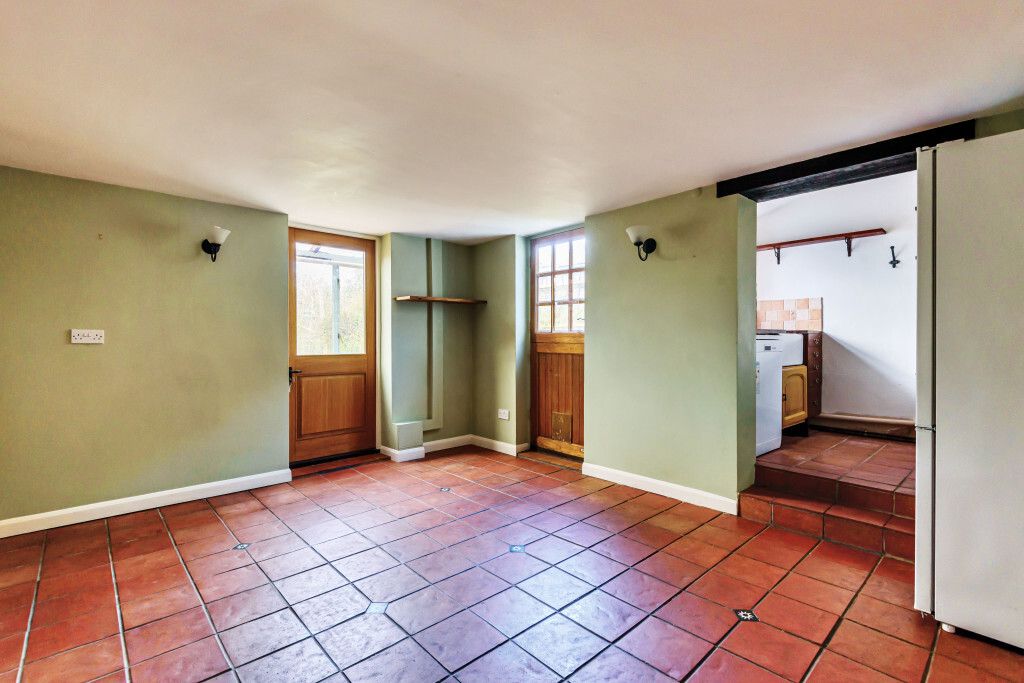 Property photo 3 of 14 Picture No. 12