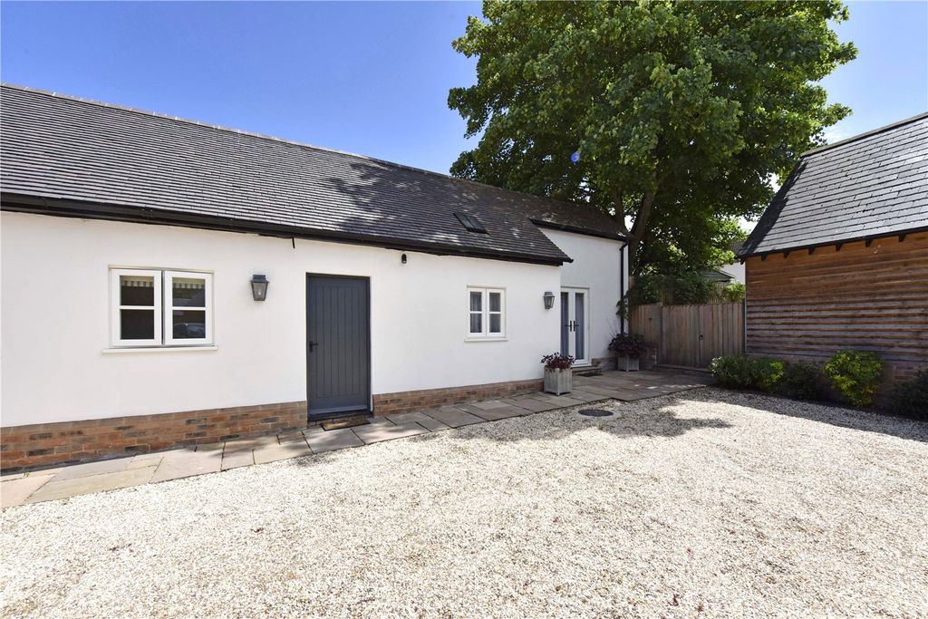 Property photo 1 of 6 Exterior