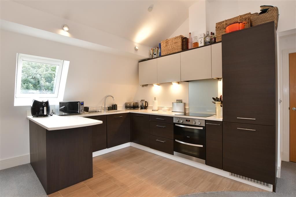 Property photo 3 of 10 Lounge/Kitchen/Dining Room