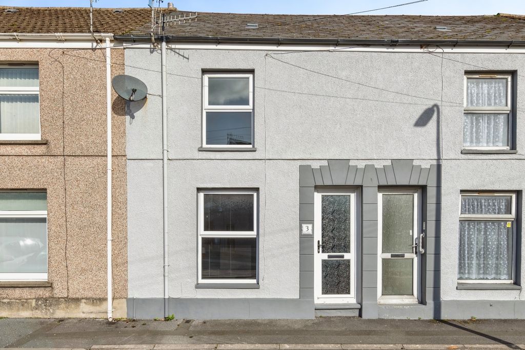 Property photo 1 of 15 Pbox-Img.Jpg