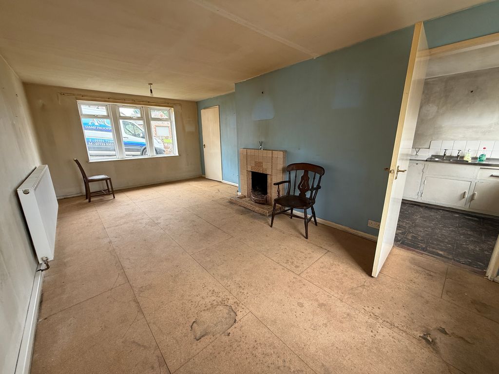 Property photo 3 of 13 Photo 2