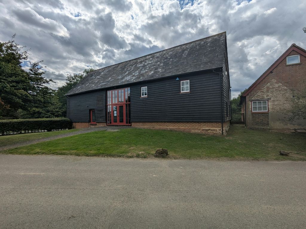 Property photo 1 of 8 1000006548.Jpg