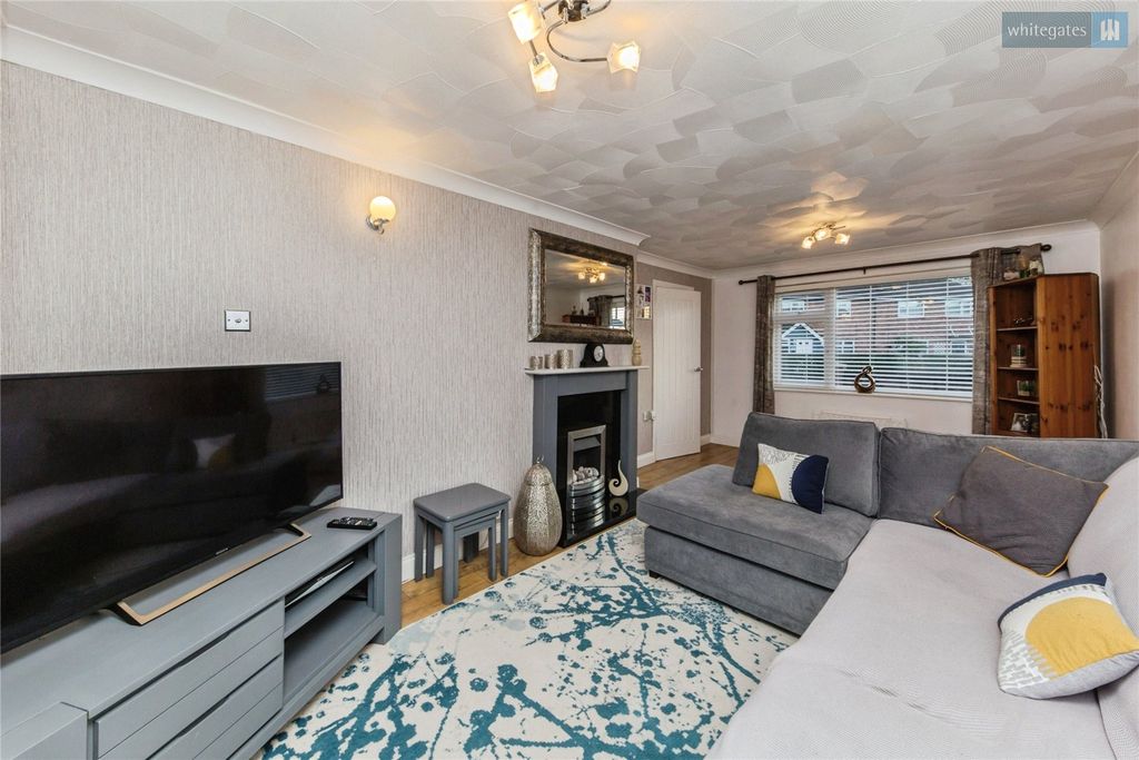 Property photo 3 of 16 Picture No. 27