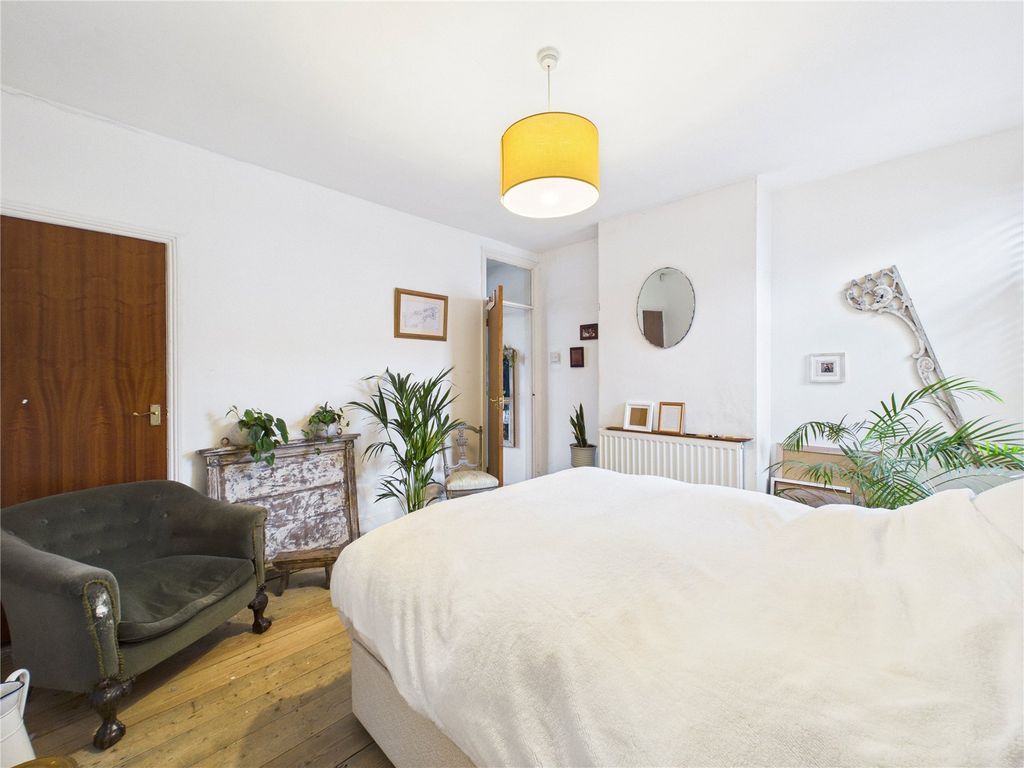 Property photo 3 of 20 Picture No. 13