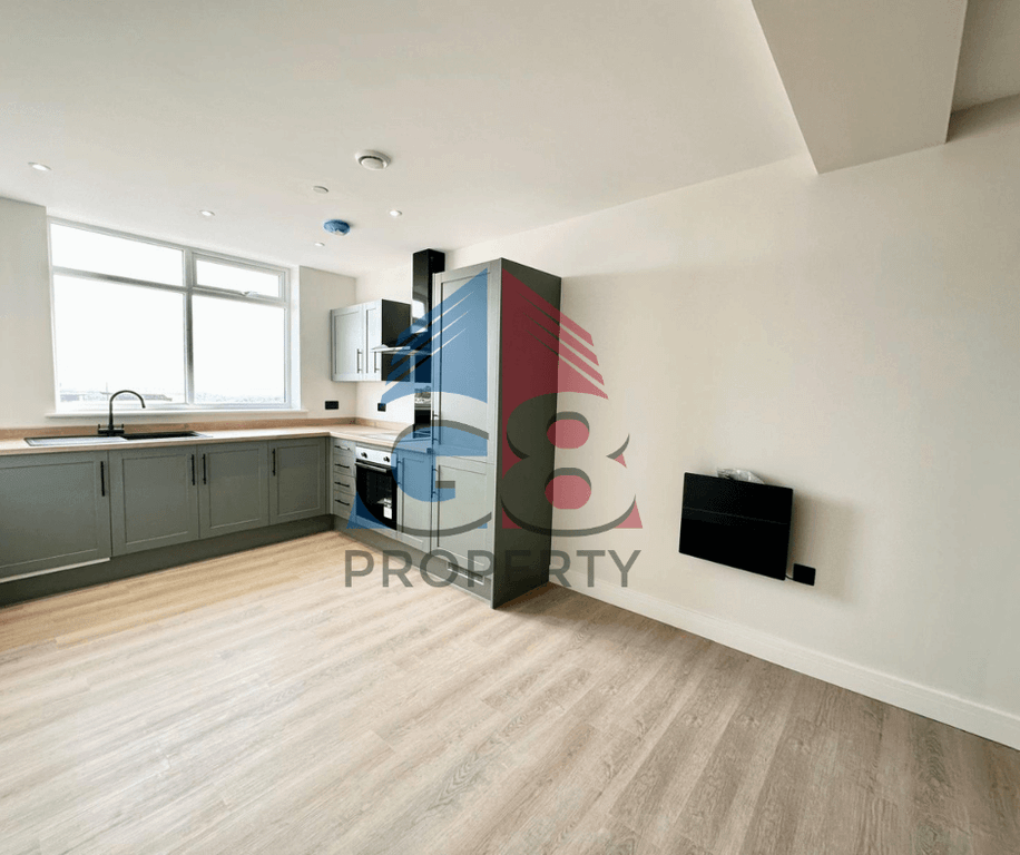 Property photo 2 of 18 Gallery